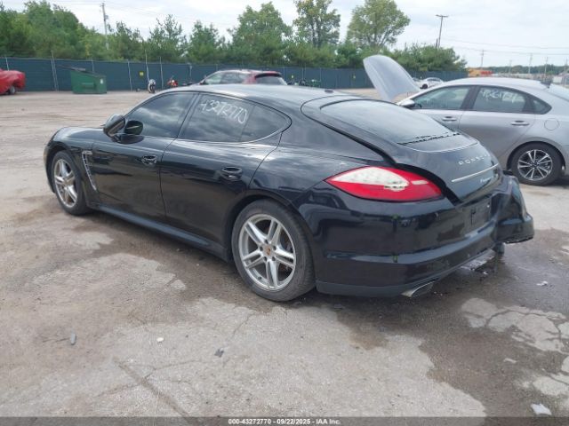2013 PORSCHE PANAMERA WP0AA2A7XDL016039 Photo 2