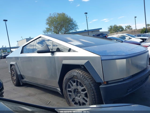 Tesla Cybertruck 2024 7G2CEHED8RA047875 Image 14