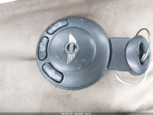 2009 MINI COOPER WMWMF33509TT69846 Photo 10