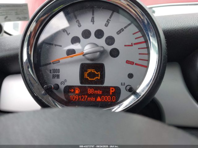 2009 MINI COOPER WMWMF33509TT69846 Photo 6