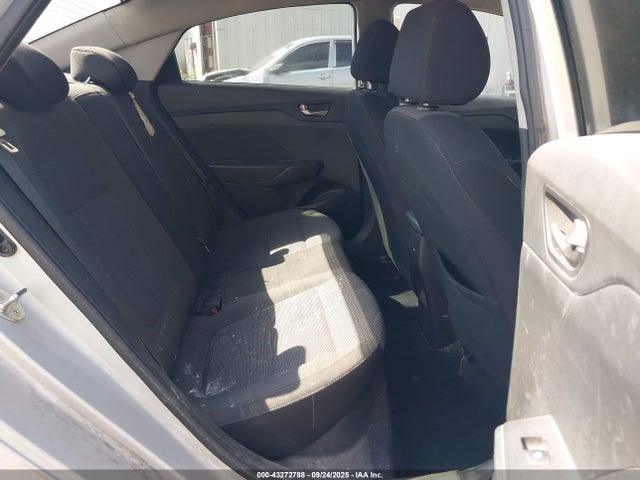 Hyundai 2018 2018 3KPC24A35JE034743 Image 8
