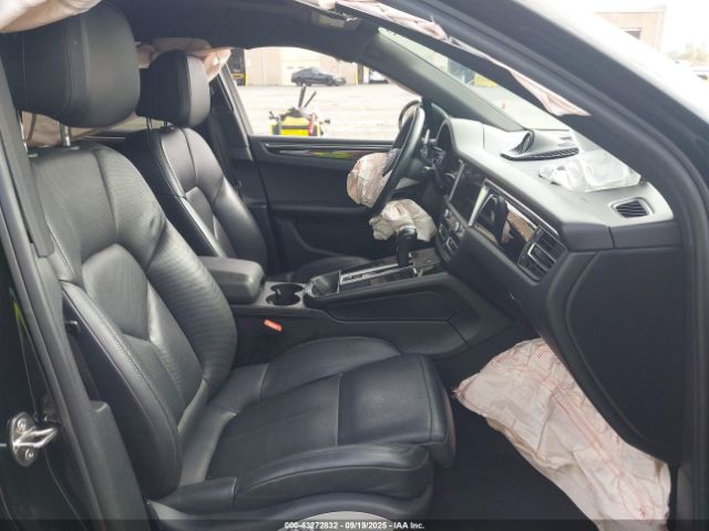 2022 PORSCHE MACAN WP1AA2A5XNLB06046 Photo 4