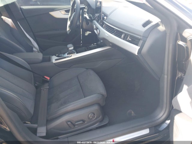 2024 AUDI A5 SPORTBACK WAUFACF59RA120959 Photo 4