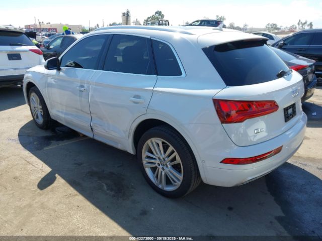 2019 AUDI Q5 WA1CNAFY3K2095611 Photo 2
