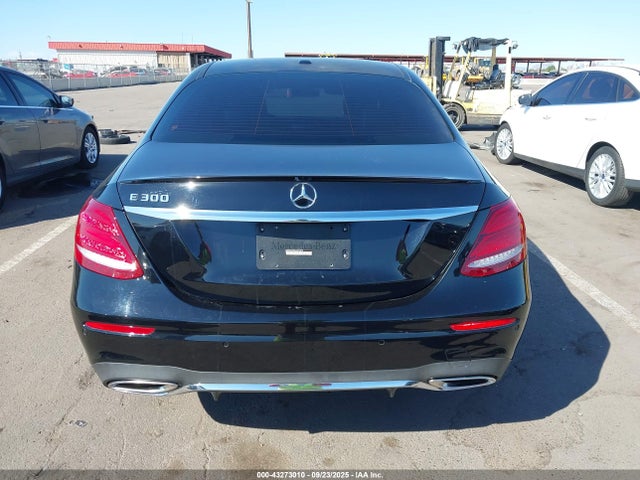 Mercedes-Benz m274 2017 WDDZF4JB3HA037875 Image 16