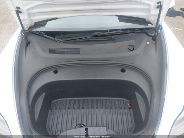 2023 TESLA MODEL 3 5YJ3E1EA2PF653592 Photo 9