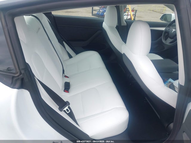 2023 TESLA MODEL 3 5YJ3E1EA2PF653592 Photo 7