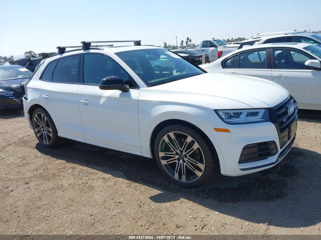 2020 AUDI SQ5 WA1B4AFY0L2092715