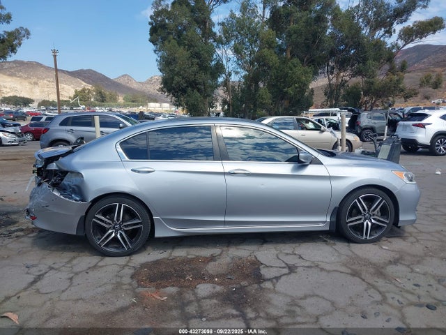 1HGCR2F59HA071335 Honda k24w1
