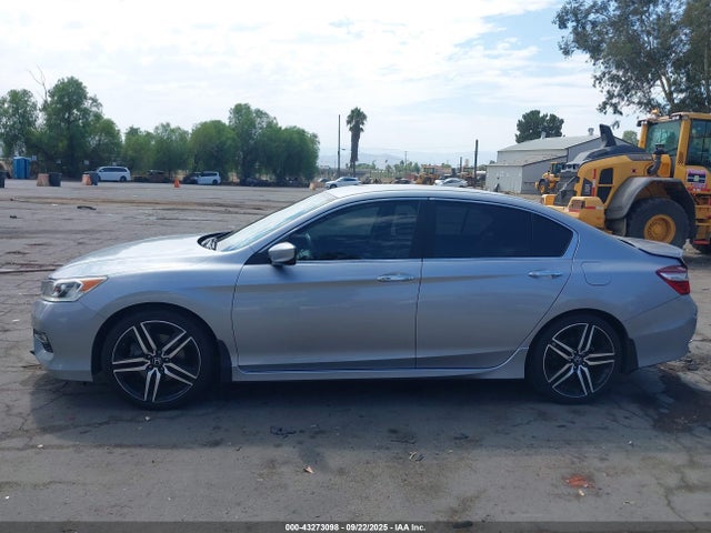 1HGCR2F59HA071335 Honda k24w1