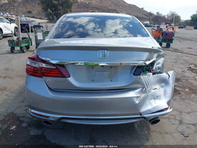 1HGCR2F59HA071335 Honda k24w1