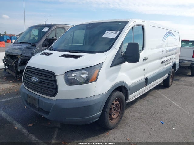 Ford 2018 2018 1FTYR2ZM5JKA02066 Image 2
