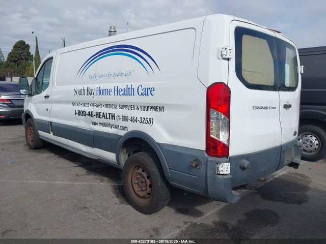 Ford 2018 2018 1FTYR2ZM5JKA02066 Image 3