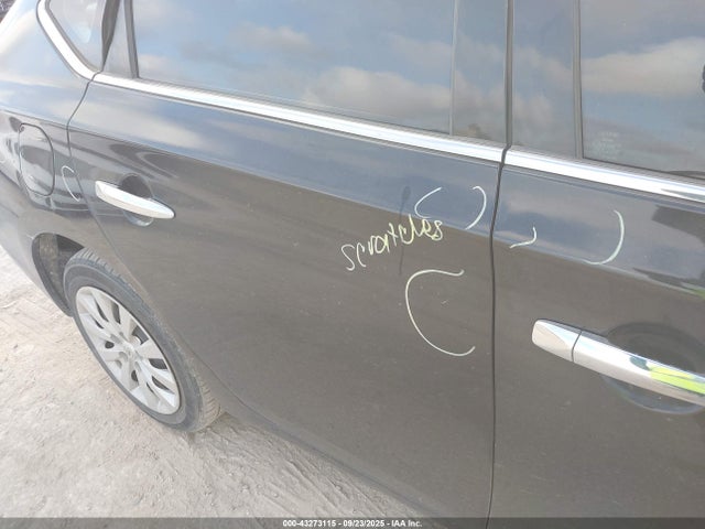 3N1AB7AP8HY402193 Nissan Sentra