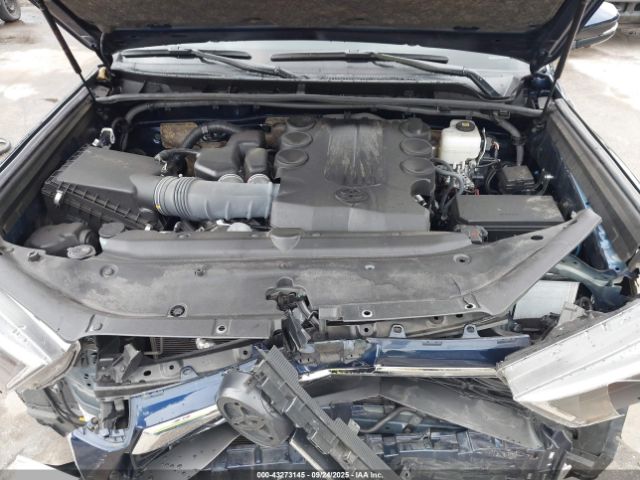 2024 TOYOTA 4RUNNER JTEKU5JR8R6237462 Photo 9