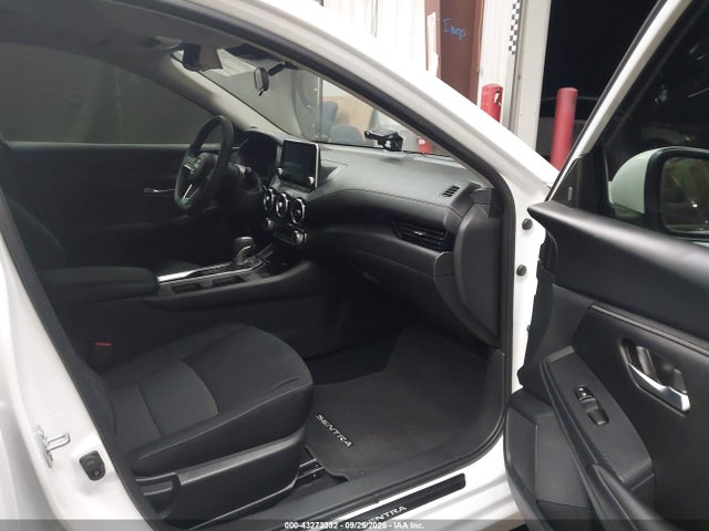Nissan 2024 2024 3N1AB8CV9RY255840 Image 5