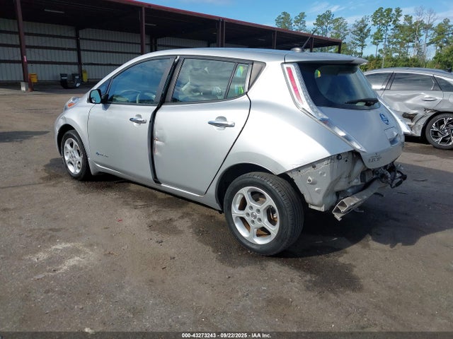 Nissan Leaf 2015 1N4AZ0CP7FC305205 Image 3