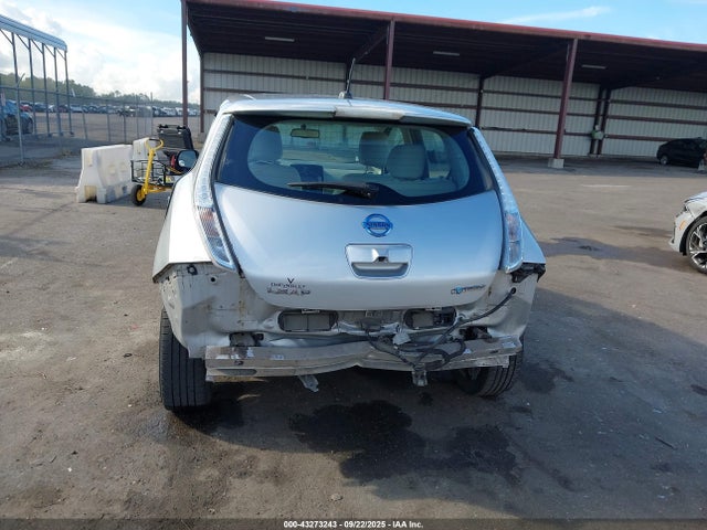 Nissan Leaf 2015 1N4AZ0CP7FC305205 Image 6