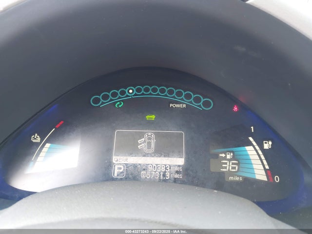 Nissan Leaf 2015 1N4AZ0CP7FC305205 Image 7