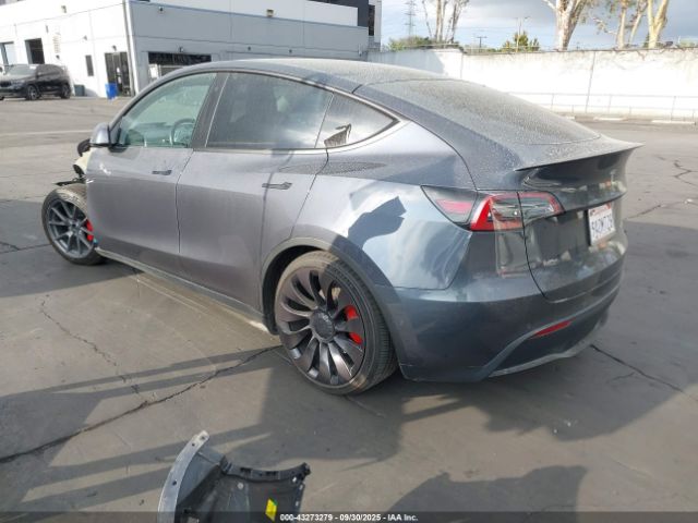 2022 TESLA MODEL Y 7SAYGDEF4NF403851 Photo 2