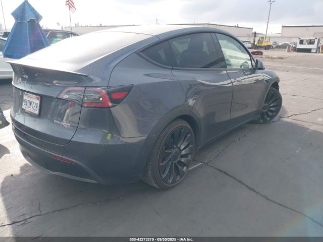 2022 TESLA MODEL Y 7SAYGDEF4NF403851 Photo 3