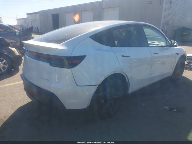 2026 TESLA MODEL Y 7SAYGDEE5TF348024 Photo 3