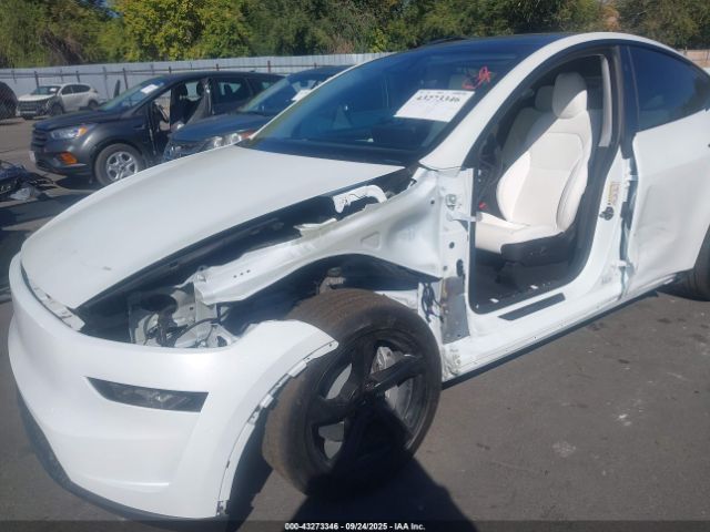 2026 TESLA MODEL Y 7SAYGDEE5TF348024 Photo 5
