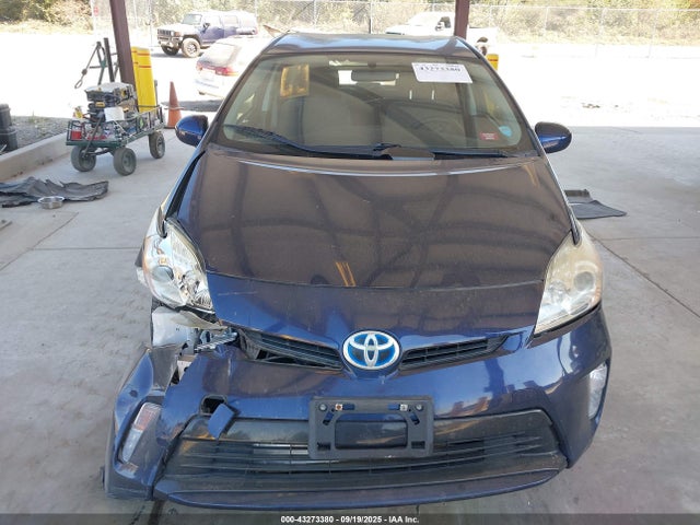 JTDKN3DUXE0381291 Toyota Prius Two