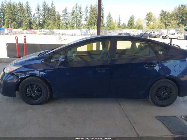 JTDKN3DUXE0381291 Toyota Prius Two
