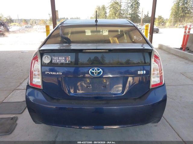 JTDKN3DUXE0381291 Toyota Prius Two