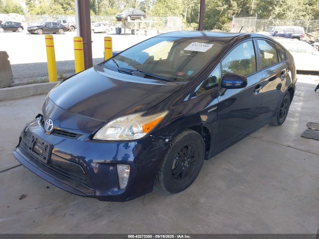 JTDKN3DUXE0381291 Toyota Prius Two
