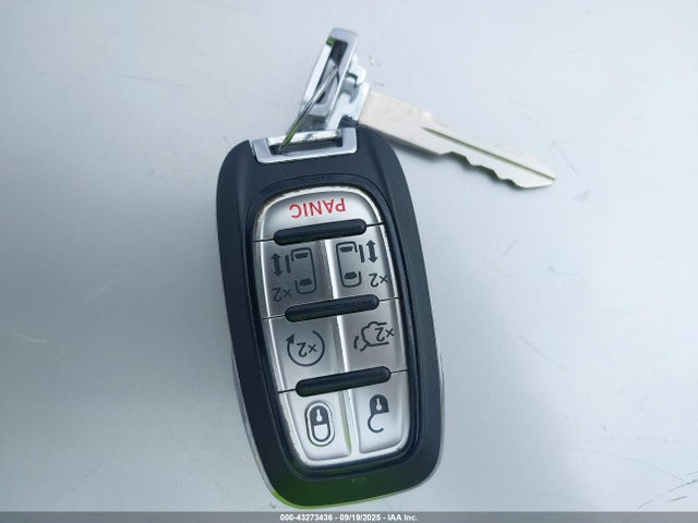 Chrysler Pacifica 2023 2C4RC1GG8PR520521 Image 11