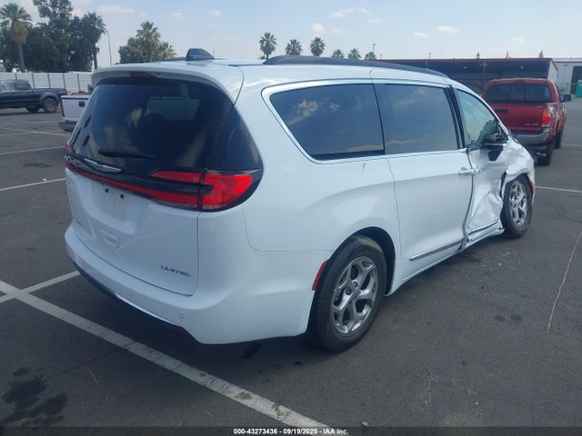 Chrysler Pacifica 2023 2C4RC1GG8PR520521 Image 4