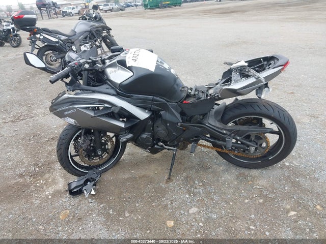 Kawasaki Ninja 650 2014 JKAEXEF18EDA14384 Image 13