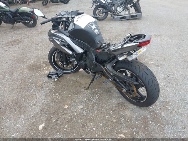Kawasaki Ninja 650 2014 JKAEXEF18EDA14384 Image 3