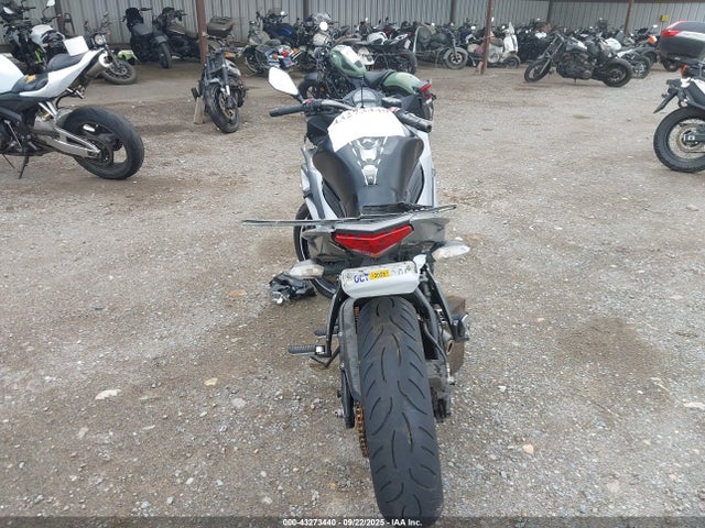 Kawasaki Ninja 650 2014 JKAEXEF18EDA14384 Image 6