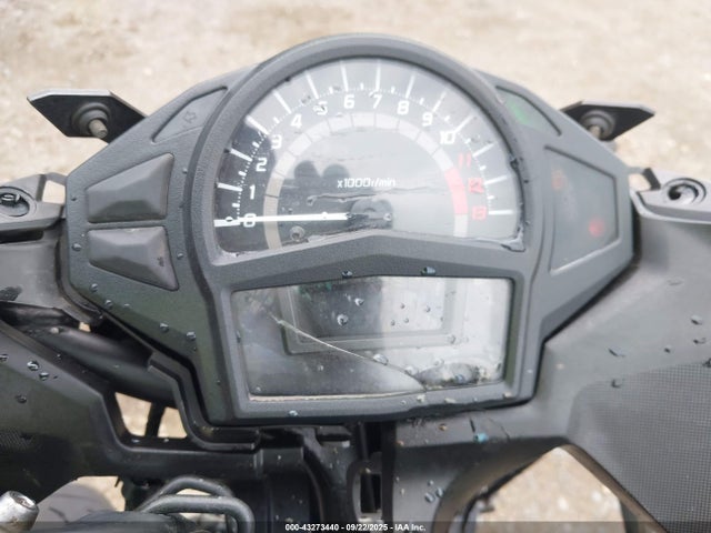 Kawasaki Ninja 650 2014 JKAEXEF18EDA14384 Image 7