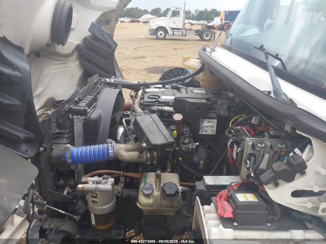 Freightliner detroit diesel dd5 2019 1FVACWFB5KHKR0669 Image 9