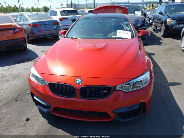 WBS3R9C53FK332051 BMW M4