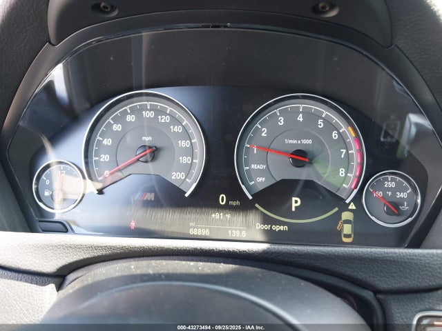 WBS3R9C53FK332051 BMW M4