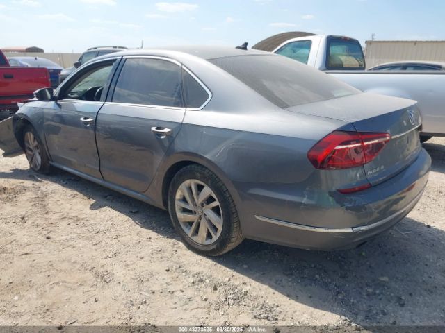 2018 VOLKSWAGEN PASSAT 1VWBA7A39JC008814 Photo 2