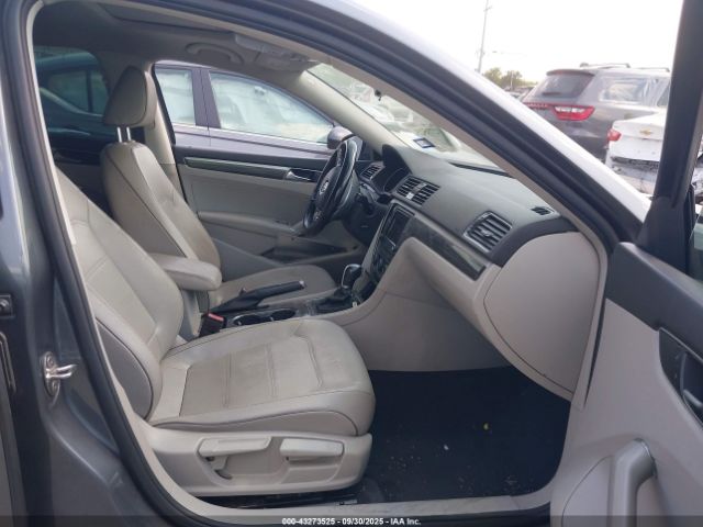 2018 VOLKSWAGEN PASSAT 1VWBA7A39JC008814 Photo 4