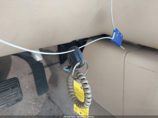 2014 GMC YUKON XL 1500 1GKS1KE05ER195501 Photo 10