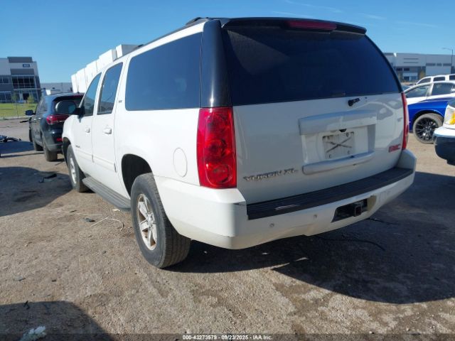 2014 GMC YUKON XL 1500 1GKS1KE05ER195501 Photo 2