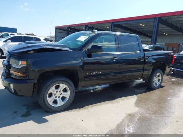 Chevrolet Silverado 1500 2lt 2018 3GCUKREC6JG315806 Image 14