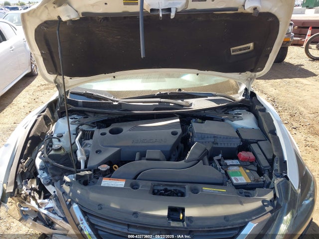 Nissan Altima 2017 1N4AL3AP8HC297947 Image 10