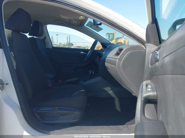 3VW267AJ2GM301817 Volkswagen 1.4t