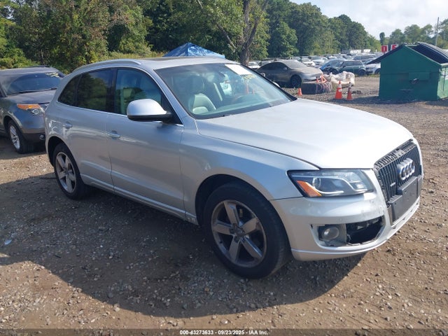 2011 AUDI Q5 WA1LFAFP2BA104860 Photo 0