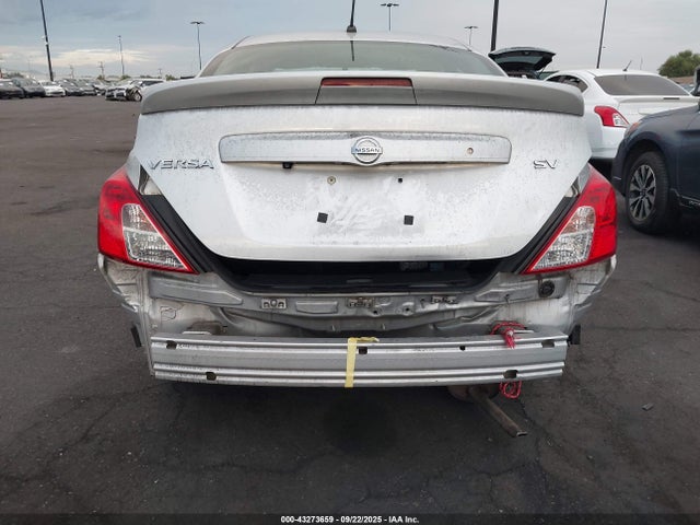 Nissan Versa 2019 3N1CN7AP2KL841166 Image 14