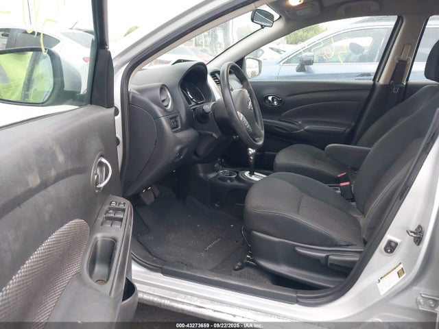 Nissan Versa 2019 3N1CN7AP2KL841166 Image 5